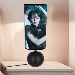 lampe de chevet Mercredi Addams