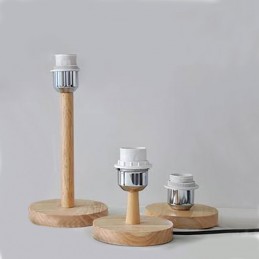 Pied de lampe en bois